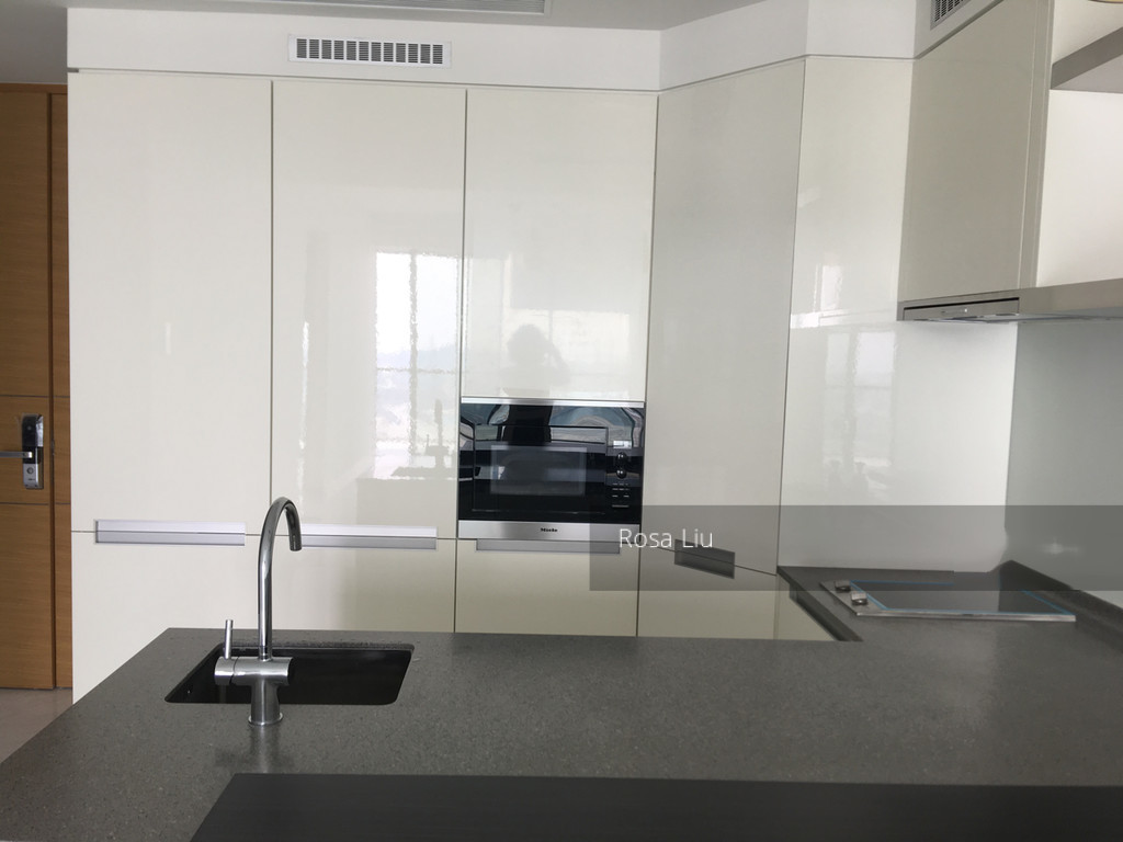 Marina One Residences (D1), Apartment #182660642